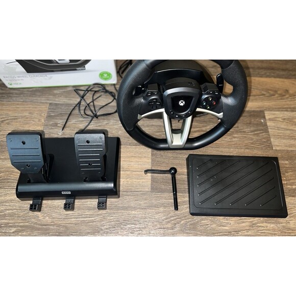 Hori Racing Wheel Overdrive Controller for Xbox Series X/S - Black (Damaged Box) - Picture 5 of 13